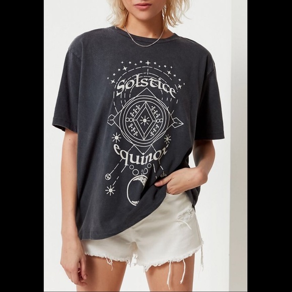 Solstace Equinox Tee - Picture 2 of 4